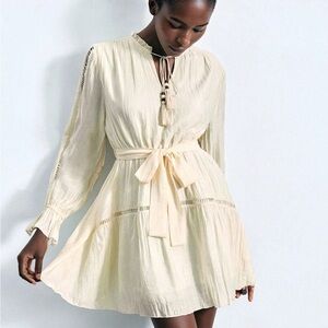 ZARA CRINKLE RUFFLED LACE MINI DRESS NATURAL BEIGE SIZE MED. SELF TIE BELT BOHO